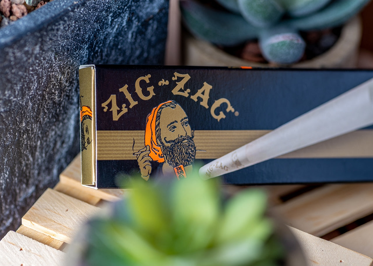 Zig-Zag Pre Rolled Cones - King Size (3 Pack) image 4