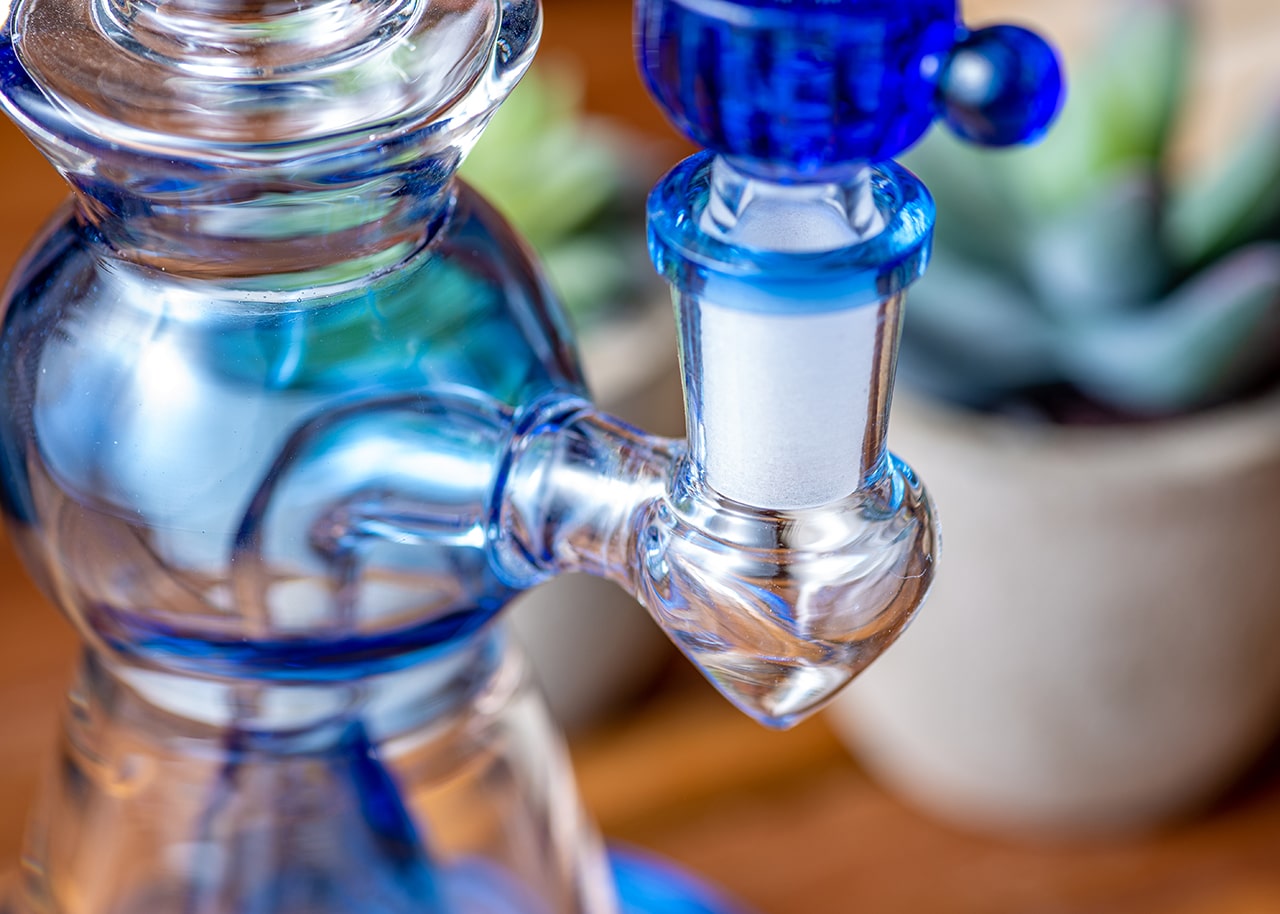 SIK 10" Pyramid Perc Bong w/ Ash Catcher image 5