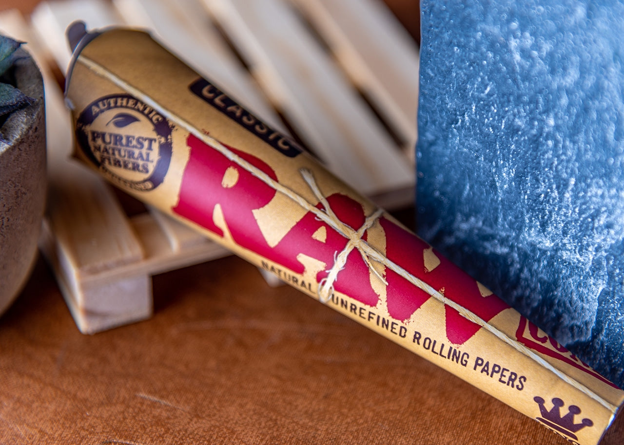 RAW Classic Pre-Rolled Cones - King Size (3 Pack) image 2