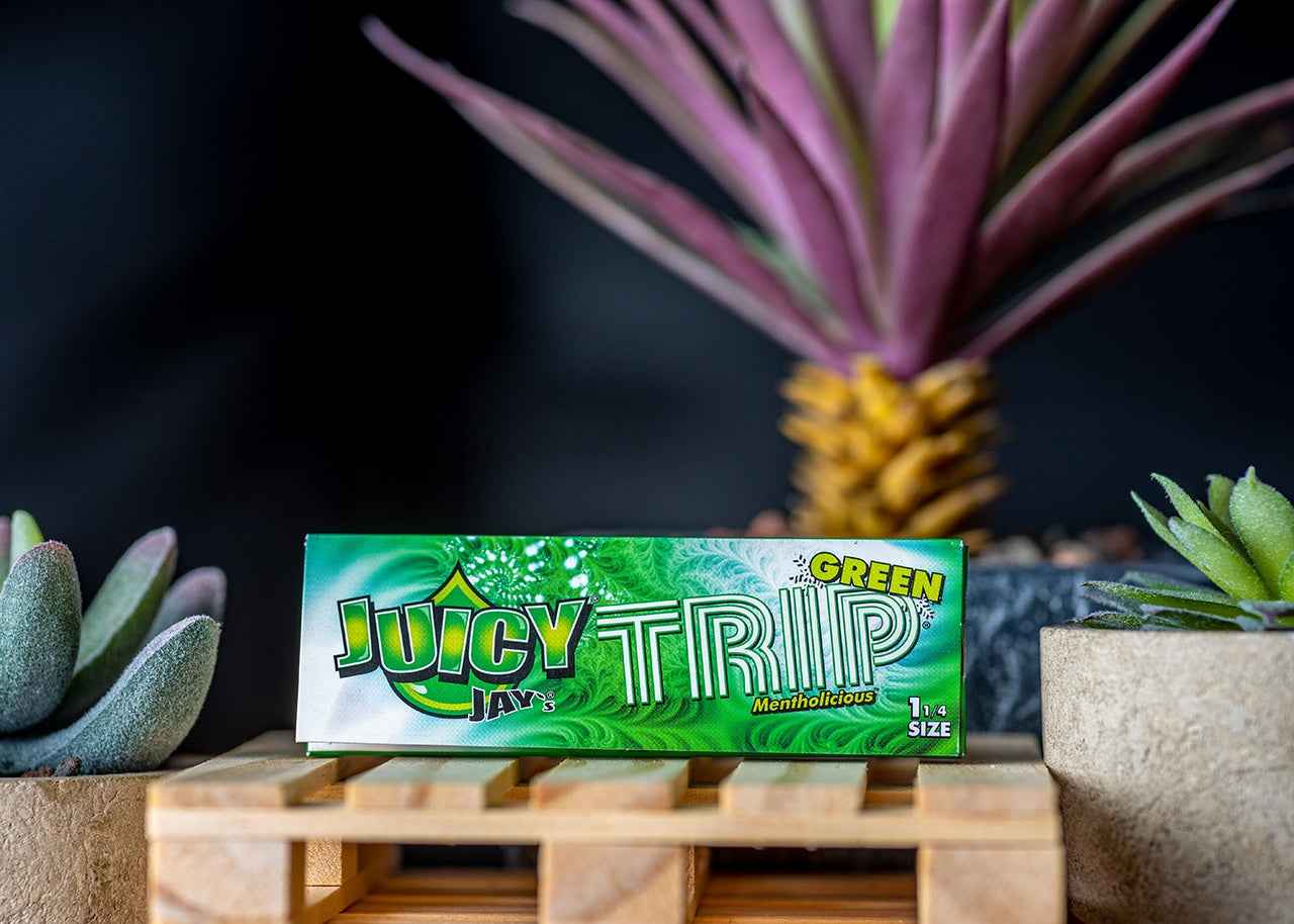Juicy Jay's Rolling Papers - Green Trip Menthol - 1 1/4"
