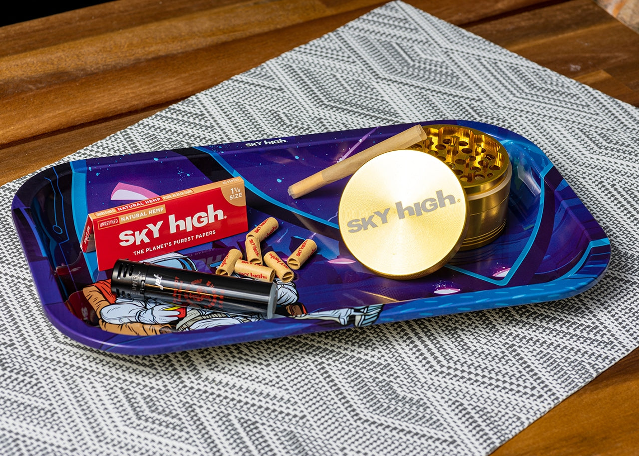 Sky High Rolling Tray - Astronaut image 5