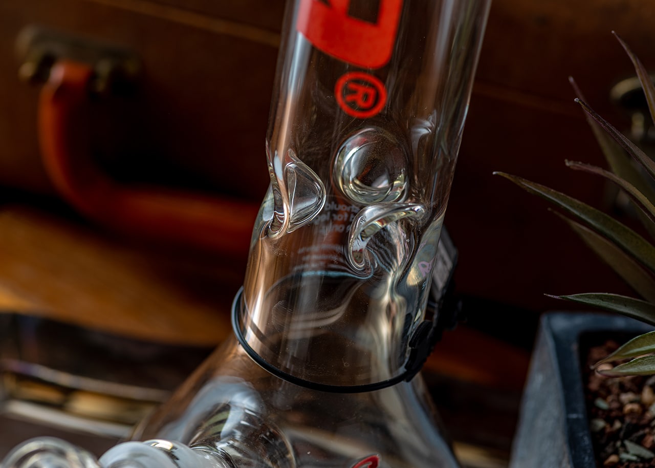 RooR 18" Beaker Bong - Red image 4
