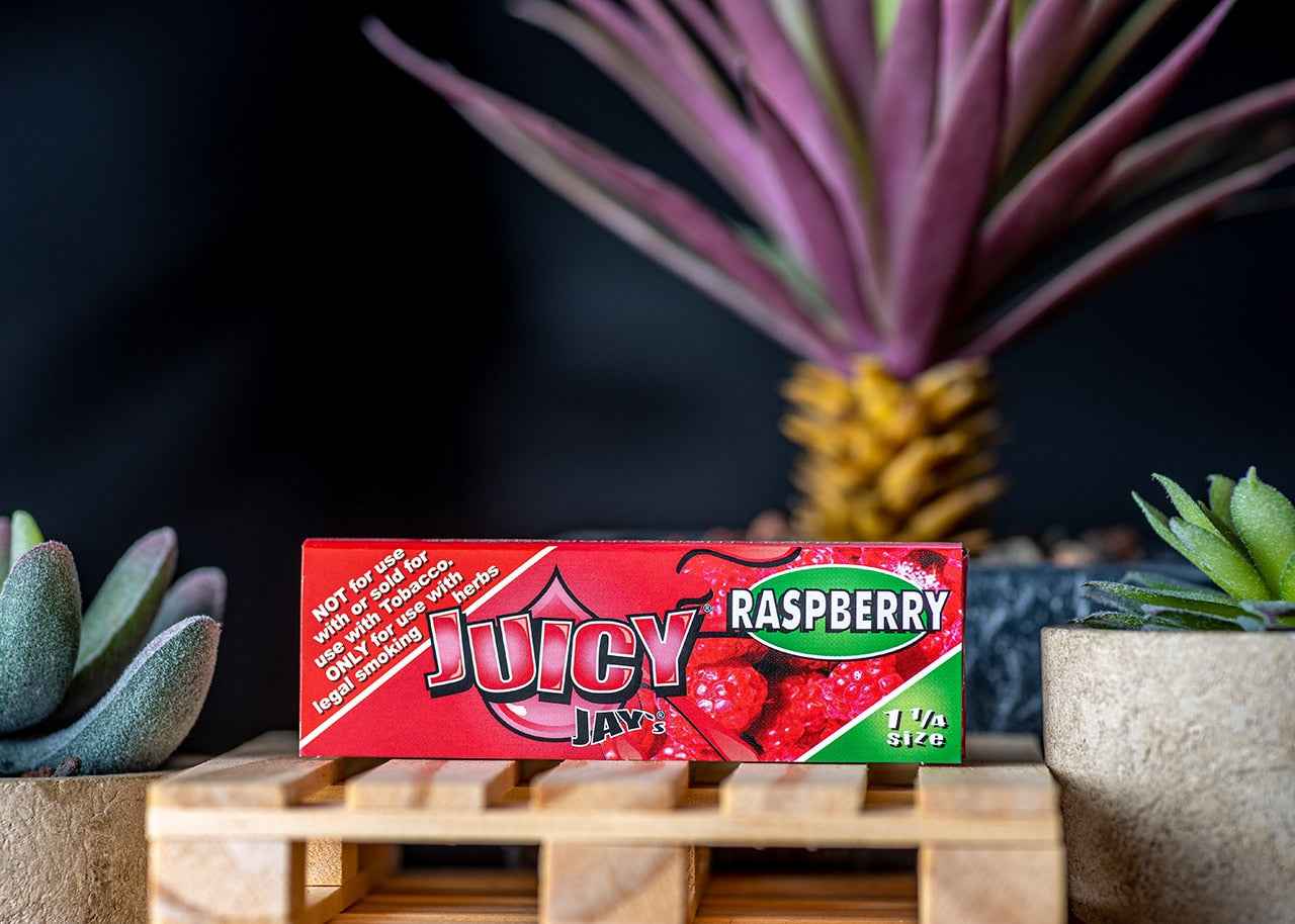 Juicy Jay's Rolling Papers - Raspberry - 1 1/4"