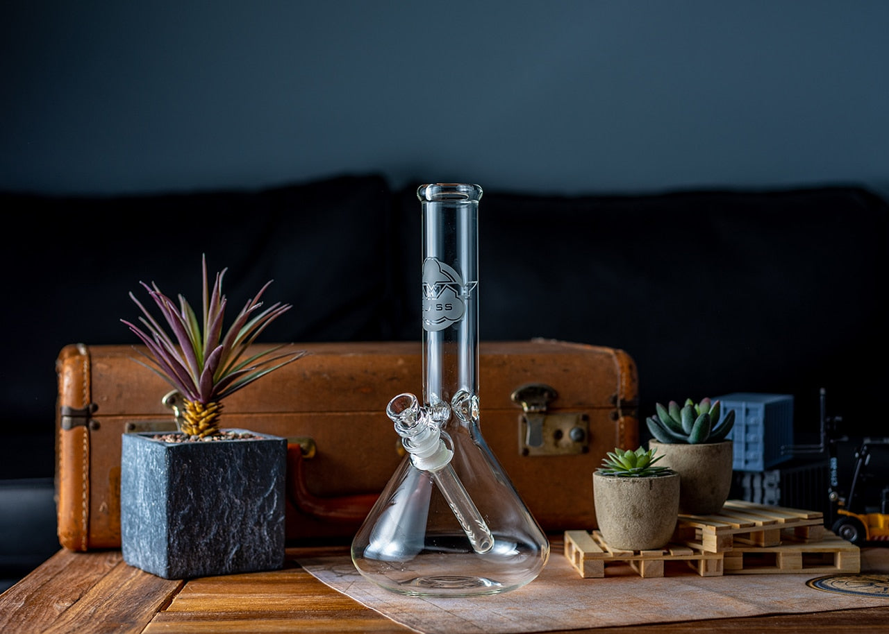 HVY Glass 11" Beaker Bong image 3