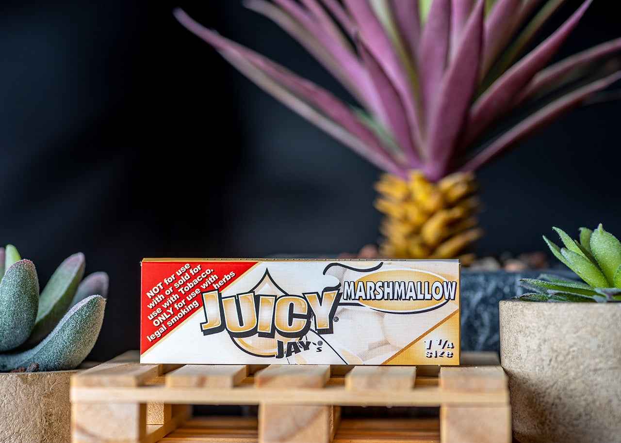 Juicy Jay's Rolling Papers - Marshmallow - 1 1/4"