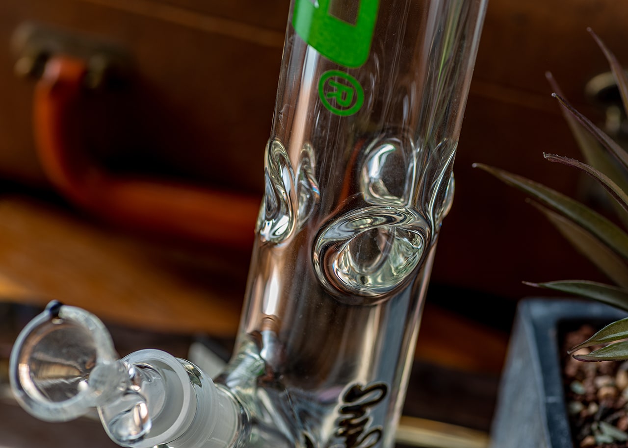 RooR 18" Straight Tube Bong - Green image 5