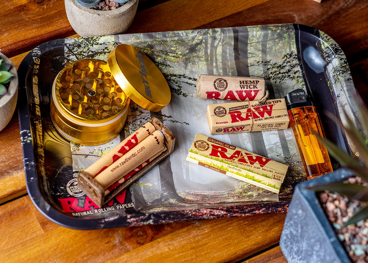 RAW Rolling Tray - Smokey Forest image 2