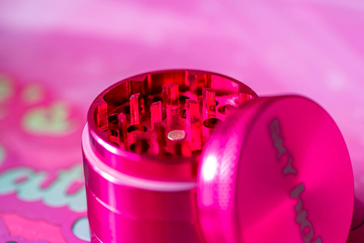 Rolling Tray &amp; Grinder Bundle - Catnip x Pink image 3