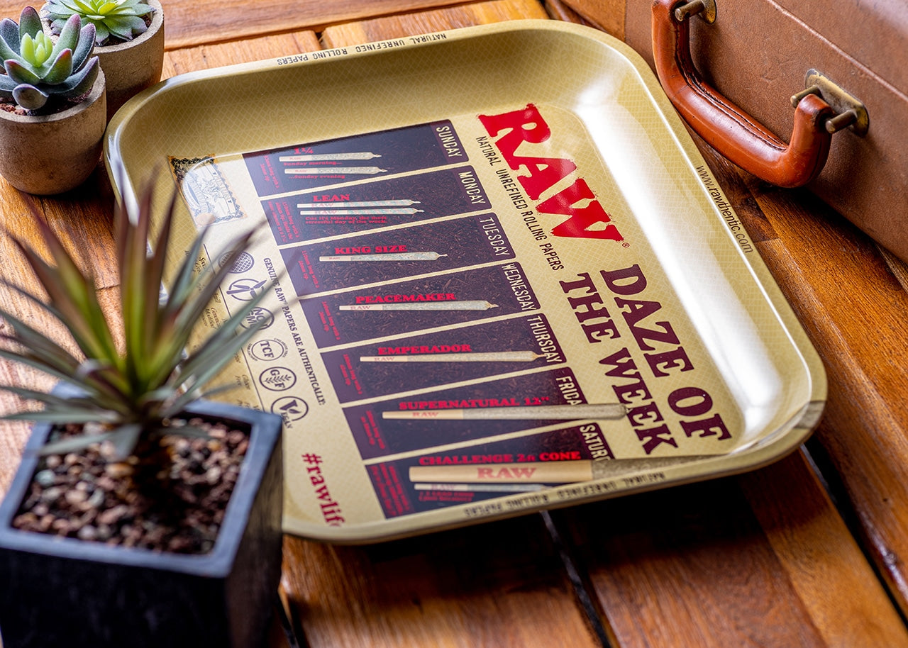 RAW Rolling Tray - Daze of the Week image 1