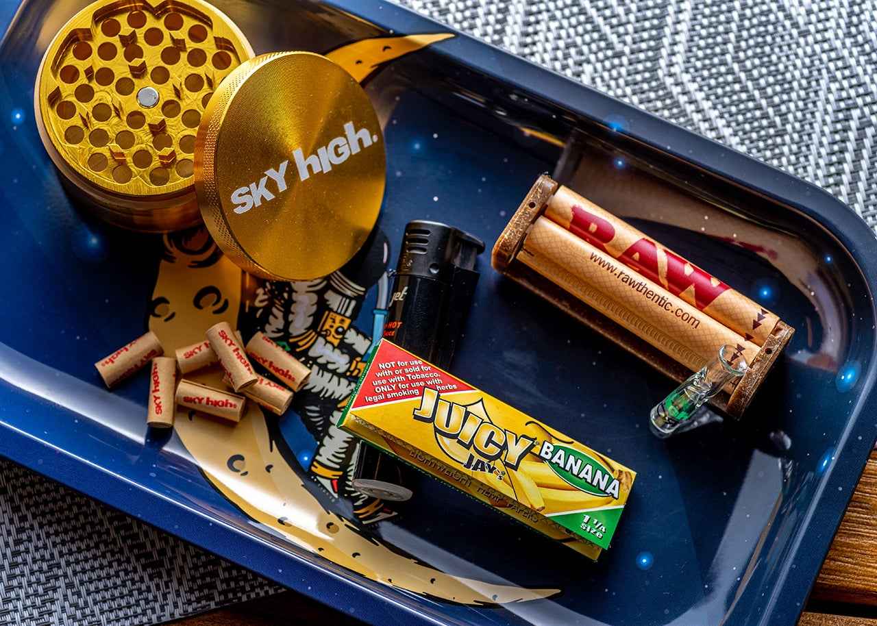 Juicy Jay's Rolling Papers - Banana - 1 1/4"