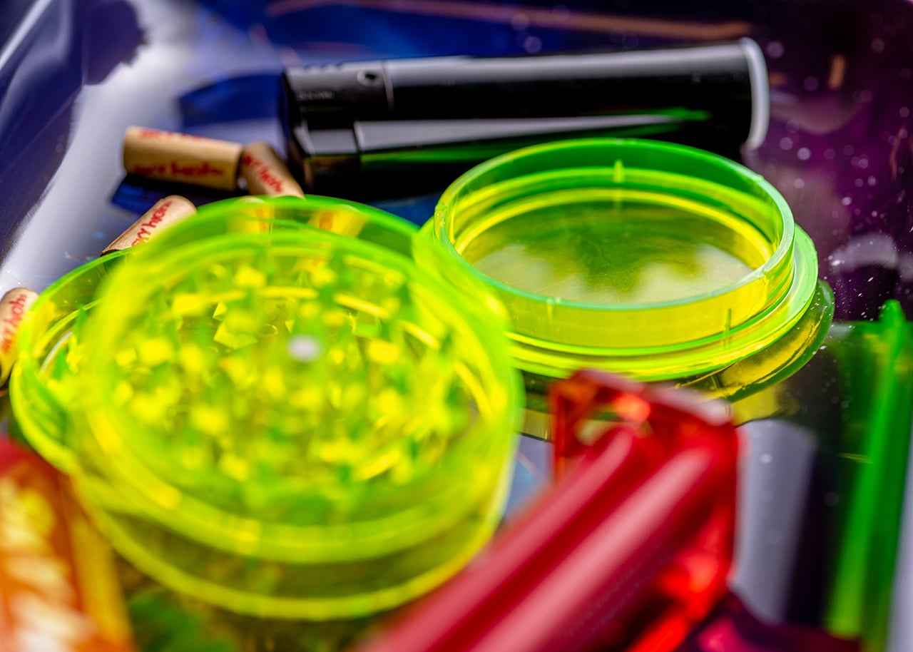 Plastic 2-Piece Grinder - 63mm