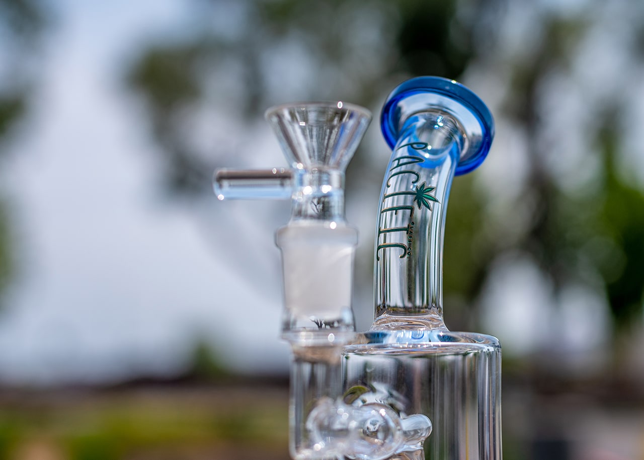 Pacific Glass 6" Diffused Bubbler Rig image 3