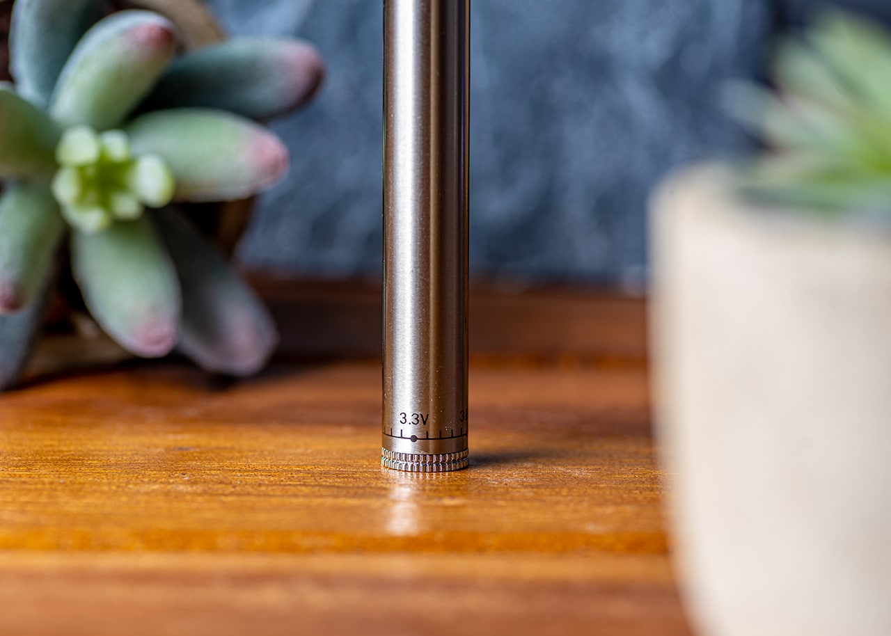 Ooze Slim Pen TWIST Battery w/ USB Charger - 510 Threading image 14