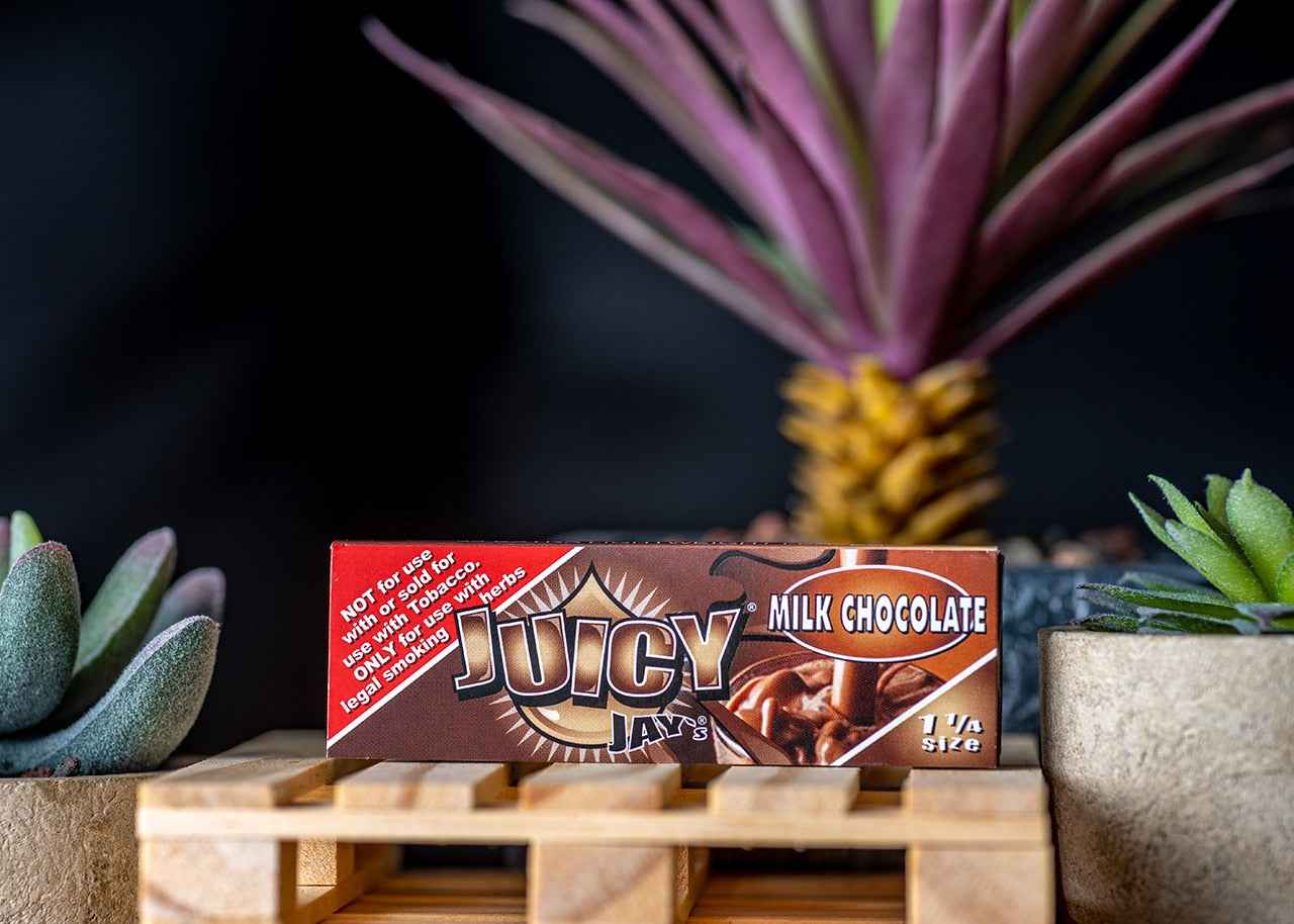 Juicy Jay's Rolling Papers - Milk Chocolate - 1 1/4"