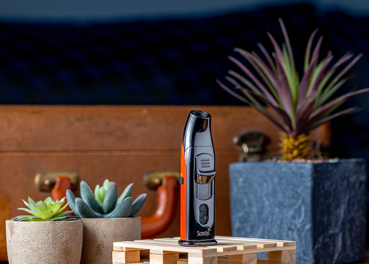 Scorch Torch Easy Grip With Cigar Punch - Single Jet Flame Lighter image 5