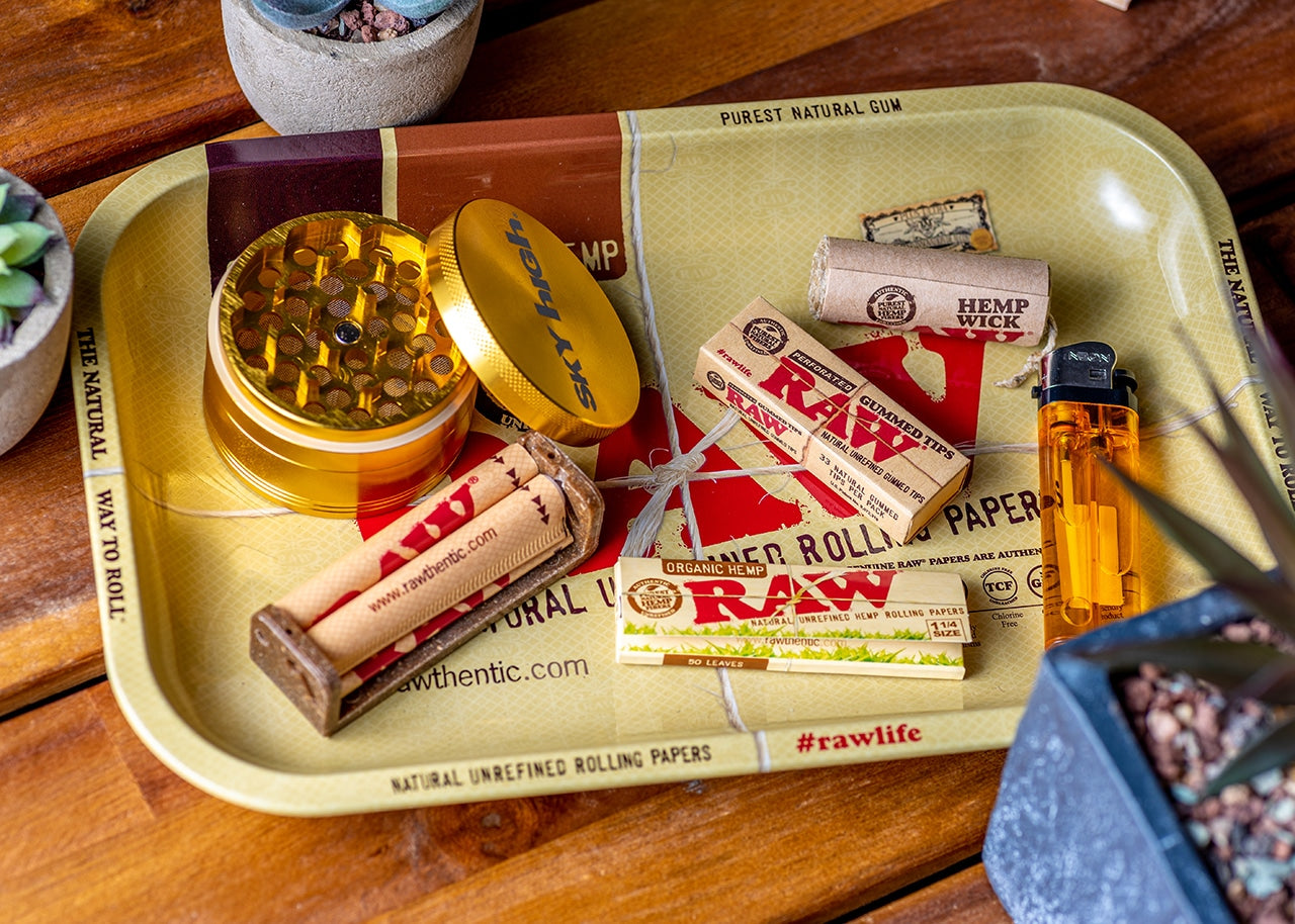 RAW Rolling Tray - Classic image 2