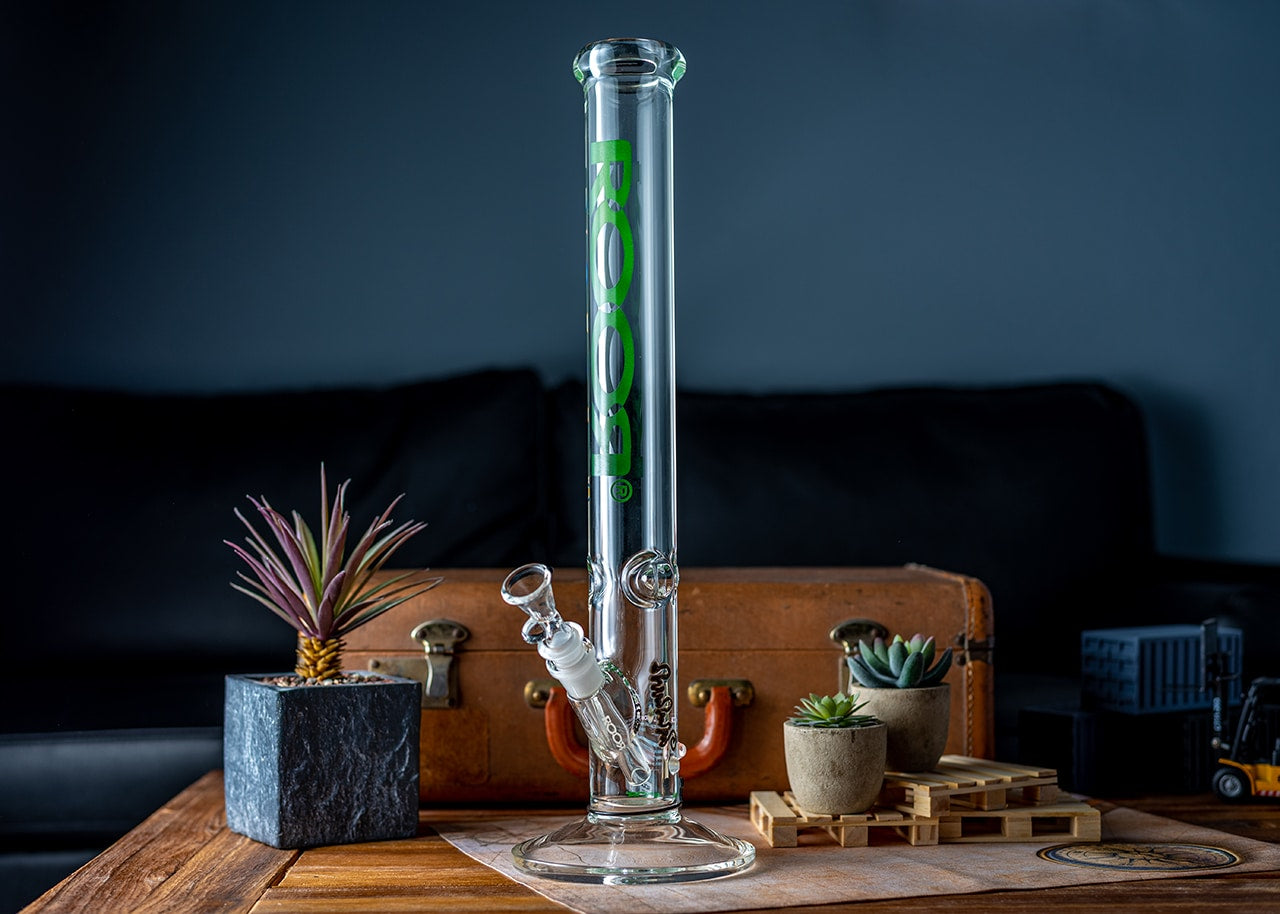 RooR 18" Straight Tube Bong - Green image 4