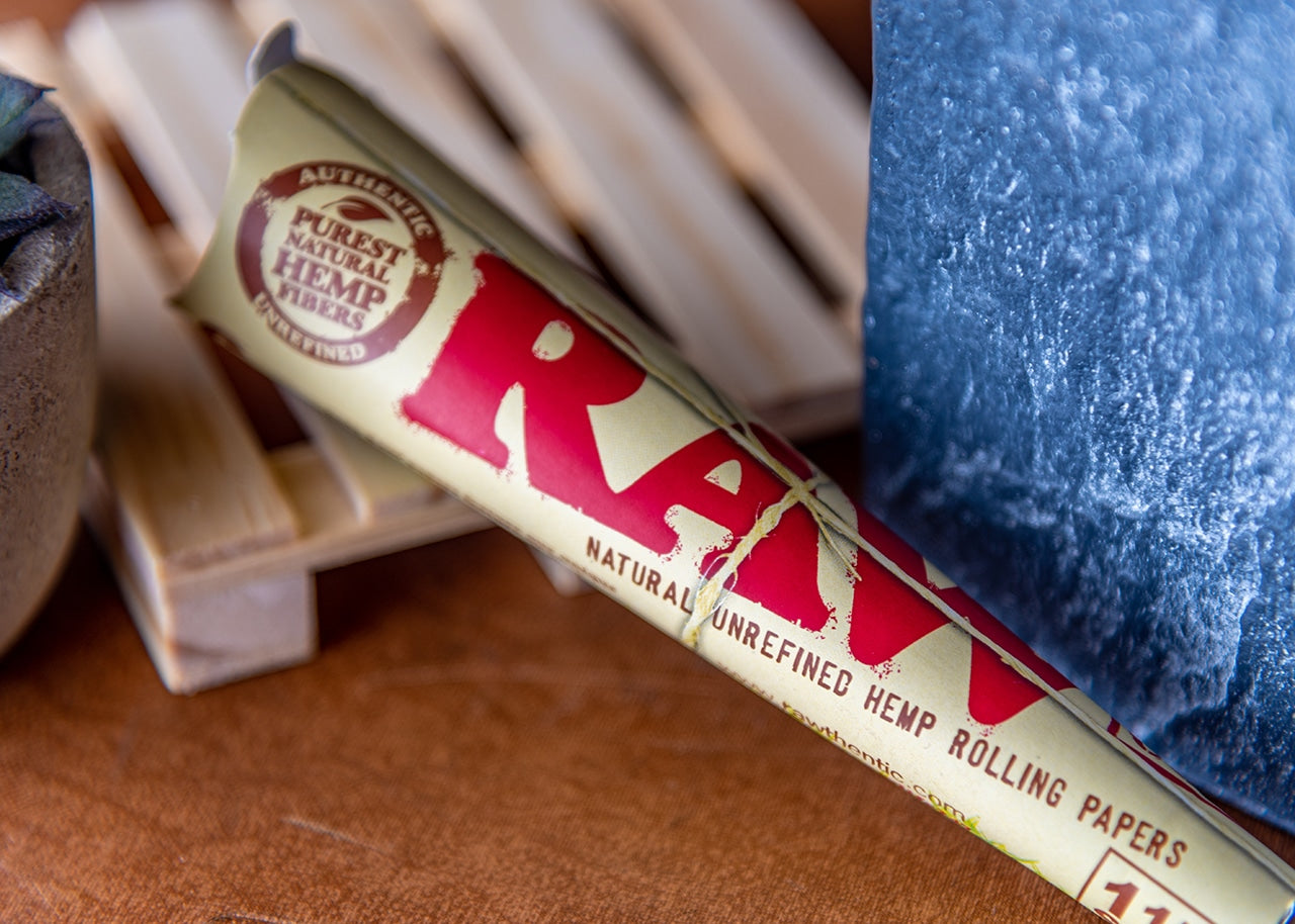 RAW Organic Hemp Pre-Rolled Cones - 1 1/4" (6 Pack) image 2